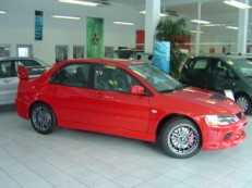 Усетите новия Lancer EVOLUTION IX!