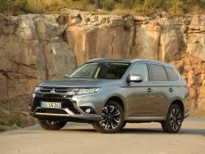 Пълна гама автомобилни модели, които ще бъдат представени  от Mitsubishi Motors на Международното автомобилно изложение 2015 г. (IAA)