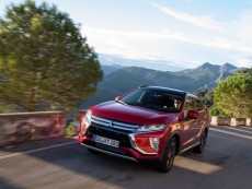 Mitsubishi Eclipse Cross отбелязва своя първи рожден ден с 80 000 продадени бройки и някои нововъведения