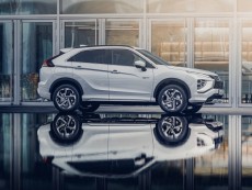 Новият Eclipse Cross PHEV с Good Design Award 2020